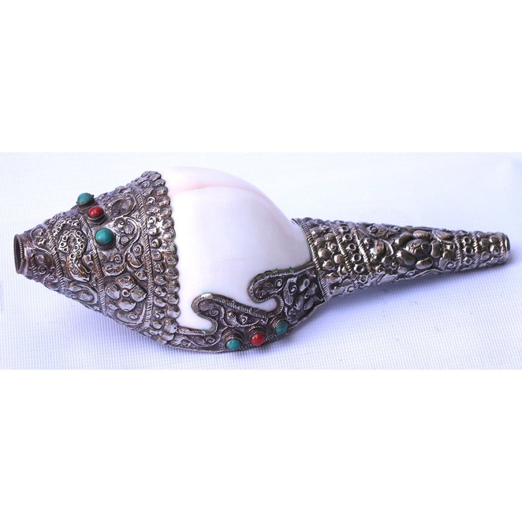 TIBETAN WHITE CONCH SHELL PENDANT