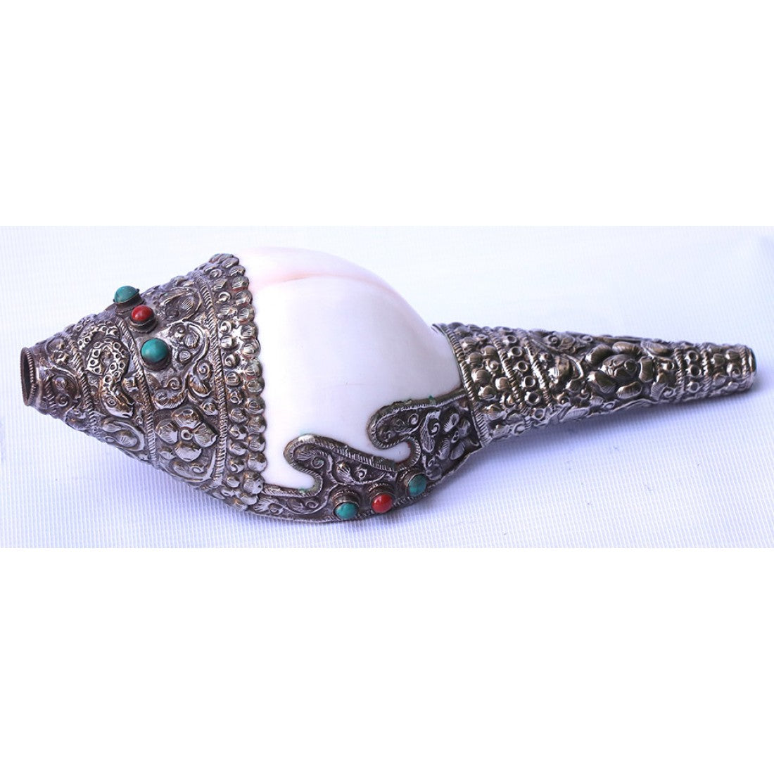 TIBETAN WHITE CONCH SHELL PENDANT