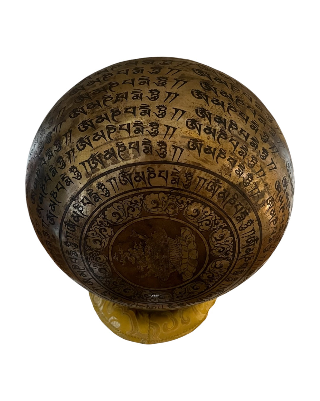 MASTERPIECE AVALOKITESVARA TIBETAN SINGING BOWLS