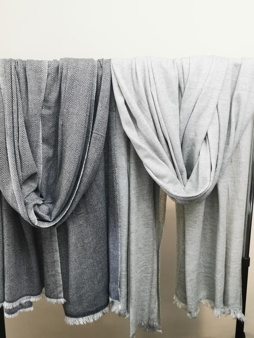 Blended Cashmere Blanket throw